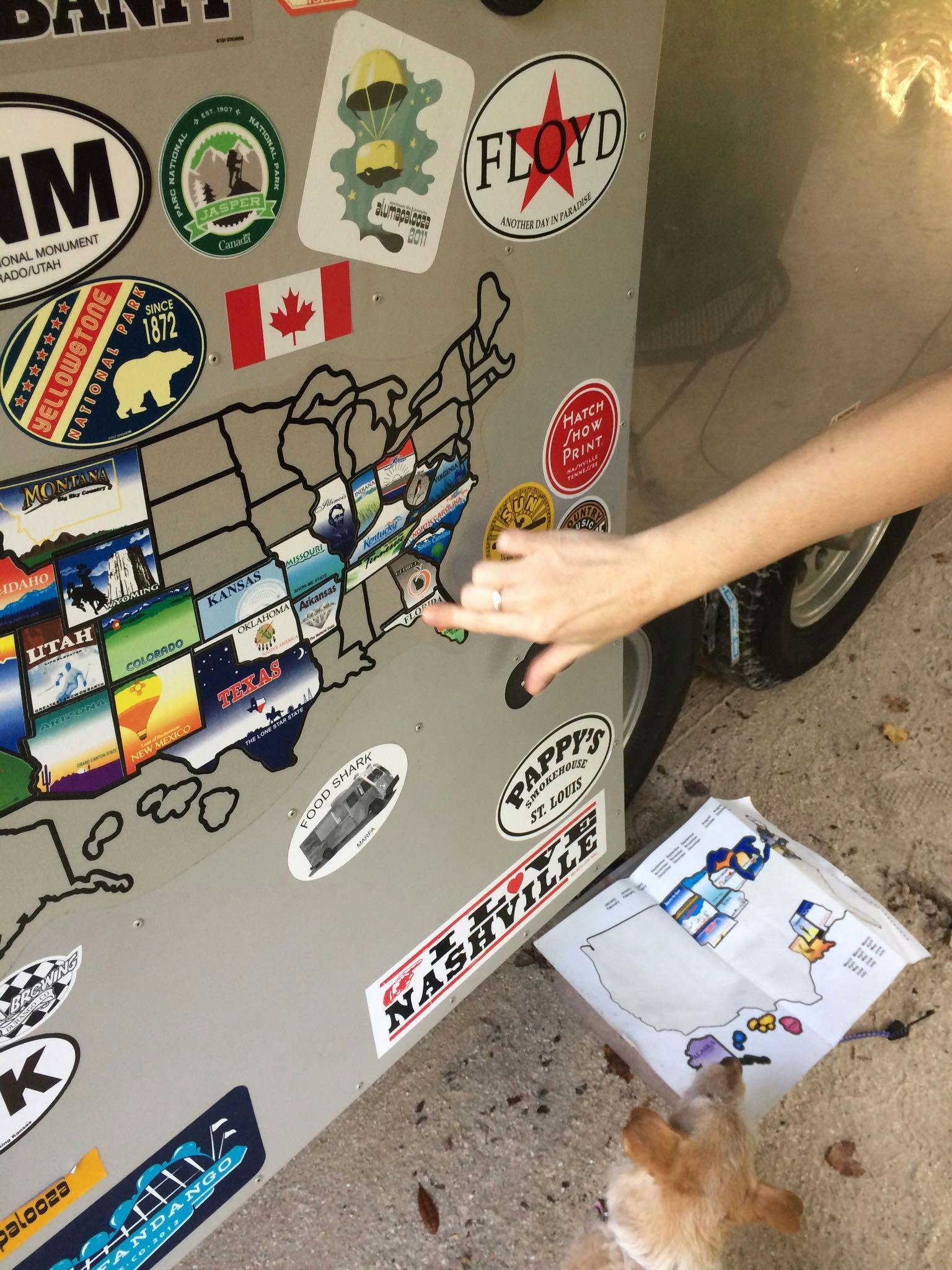 sticker