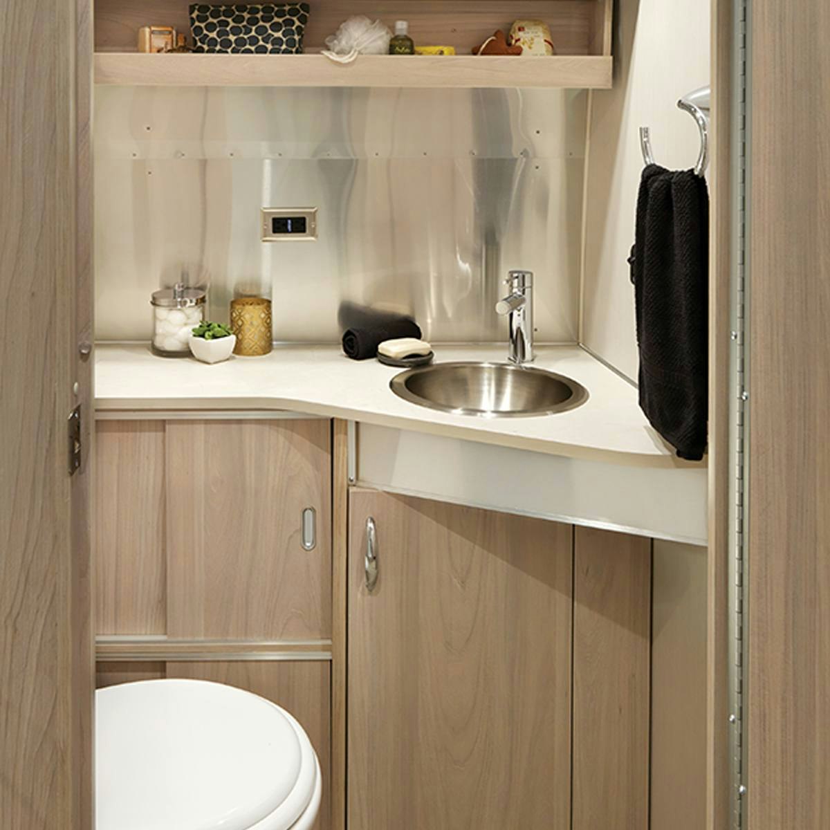 Globetrotter-Sub-Floorplan-Individual-25FB-1-Bathroom