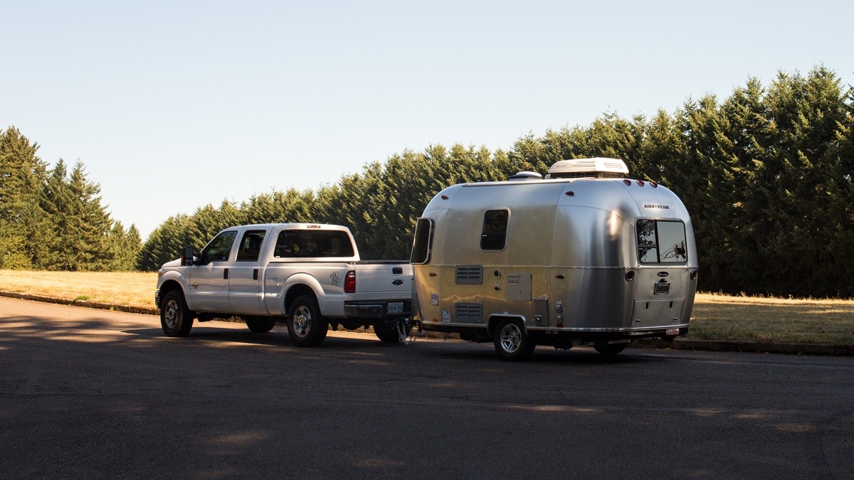 Airstream-WhyBambi-5050-1.1-SmallTrailersPopular