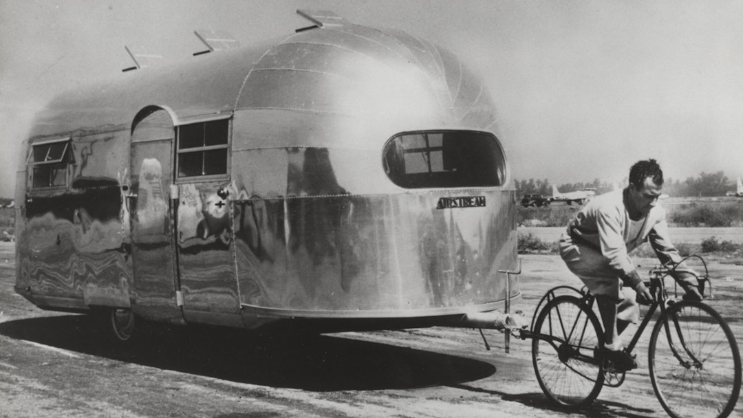 wwII airstream liner model