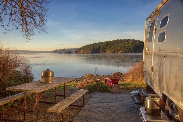 Airstream Camping Best Location Lake Table Travel Trailer