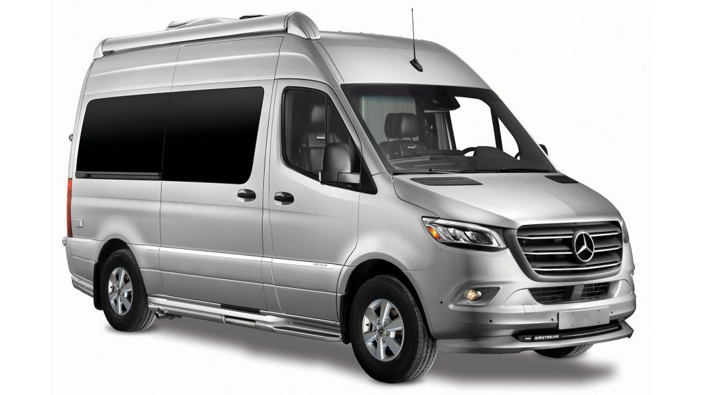 Image: The-all-new-2020-Interstate-Nineteen-Touring-Coach-1024x576.jpg