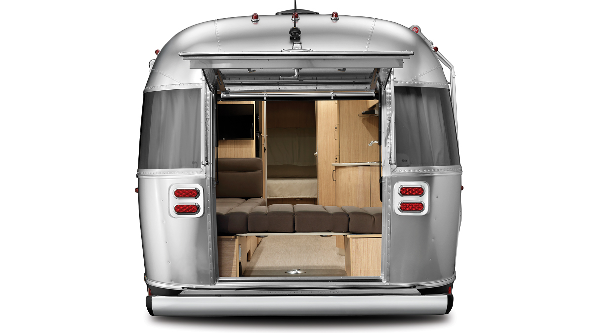 Airstream Flying Cloud 2020 27FB Rear Hatch