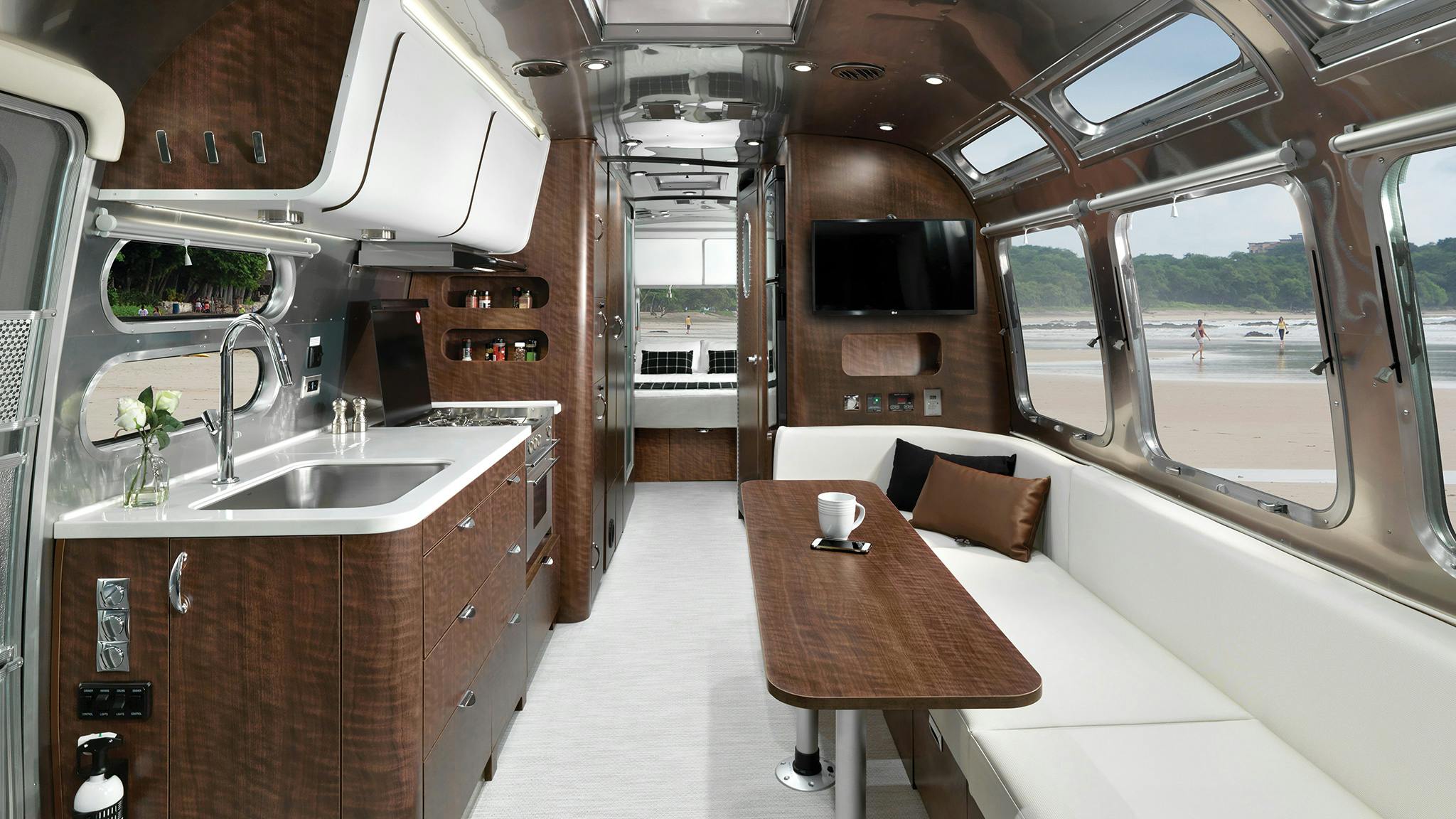 Airstream 30RB Interior Globetrotter