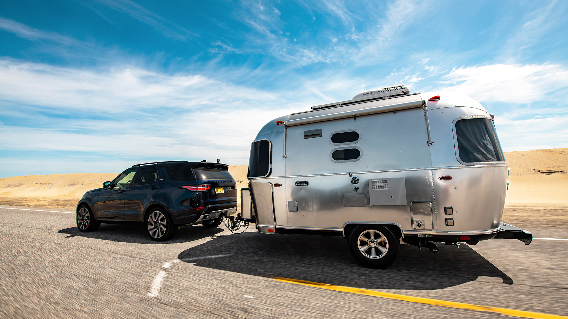 Airstream-Caravel-Lifestyle-Land-Rover