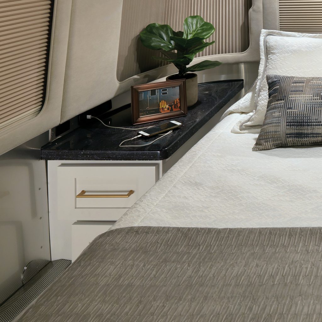 Airstream-Classic-30RB-Comfort-White-Bedroom-Storage