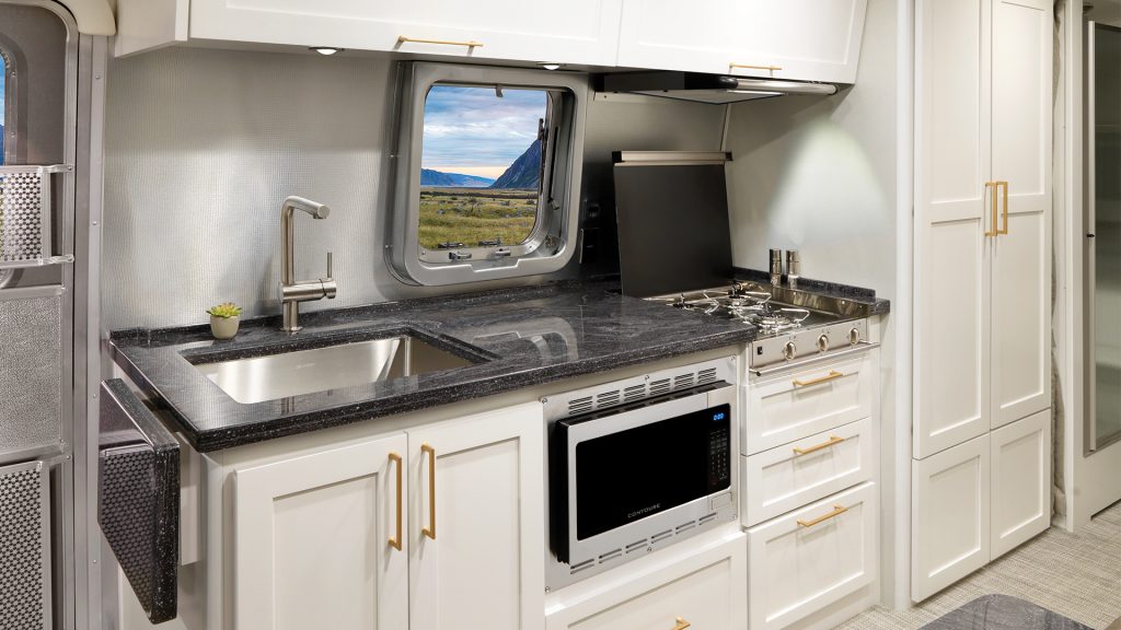 Airstream-Classic-30RB-Comfort-White-Kitchen