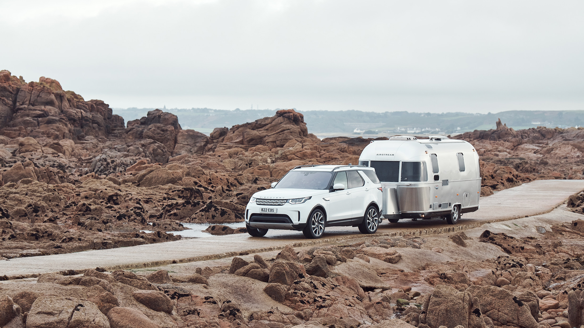 Airstream-International-Travel-Trailer-with-Land-Rover-Technology