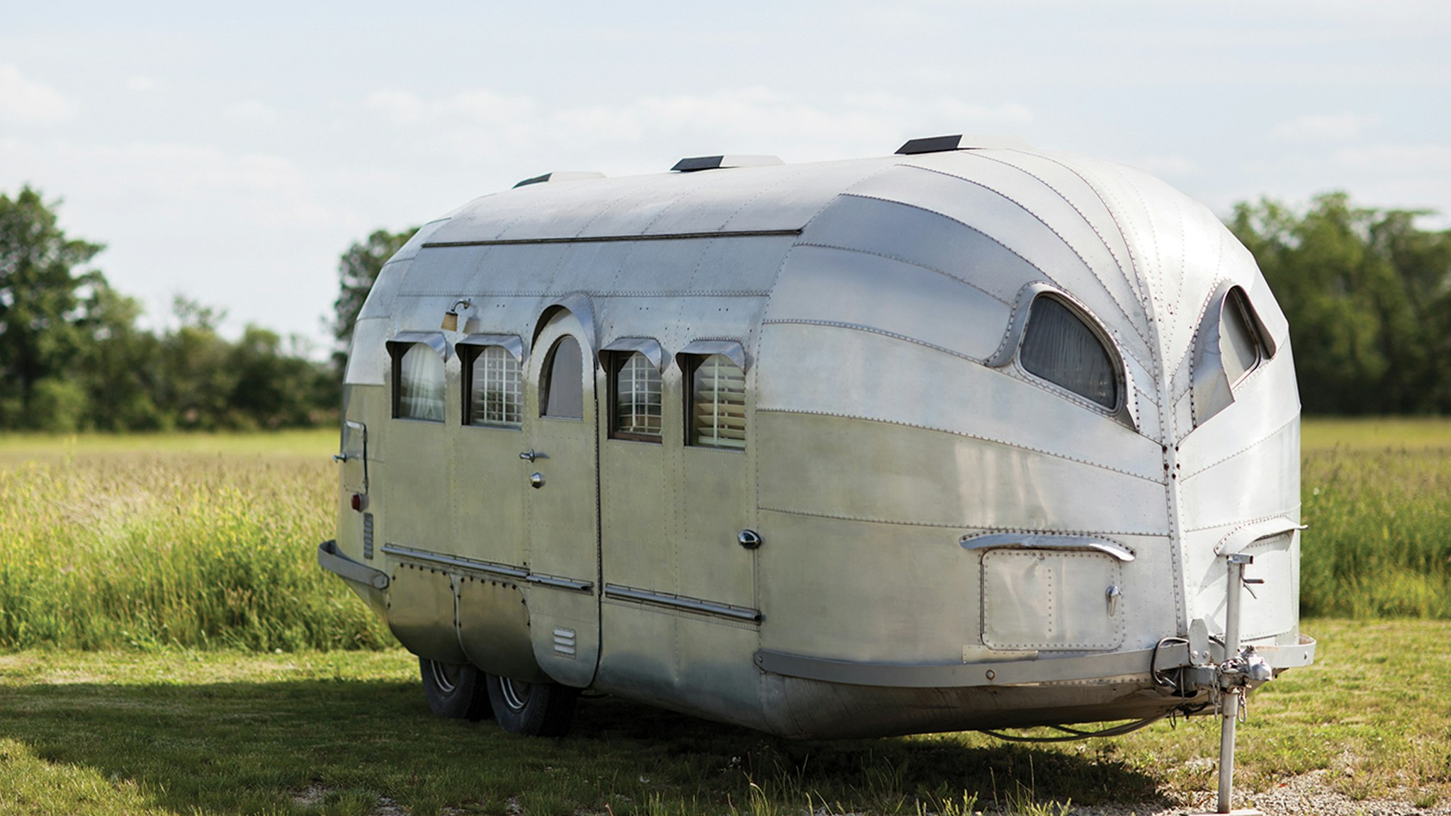 Airstream-Clipper-A-Travel-Trailer-Worth-Remembering-Blog-Desktop-Feature