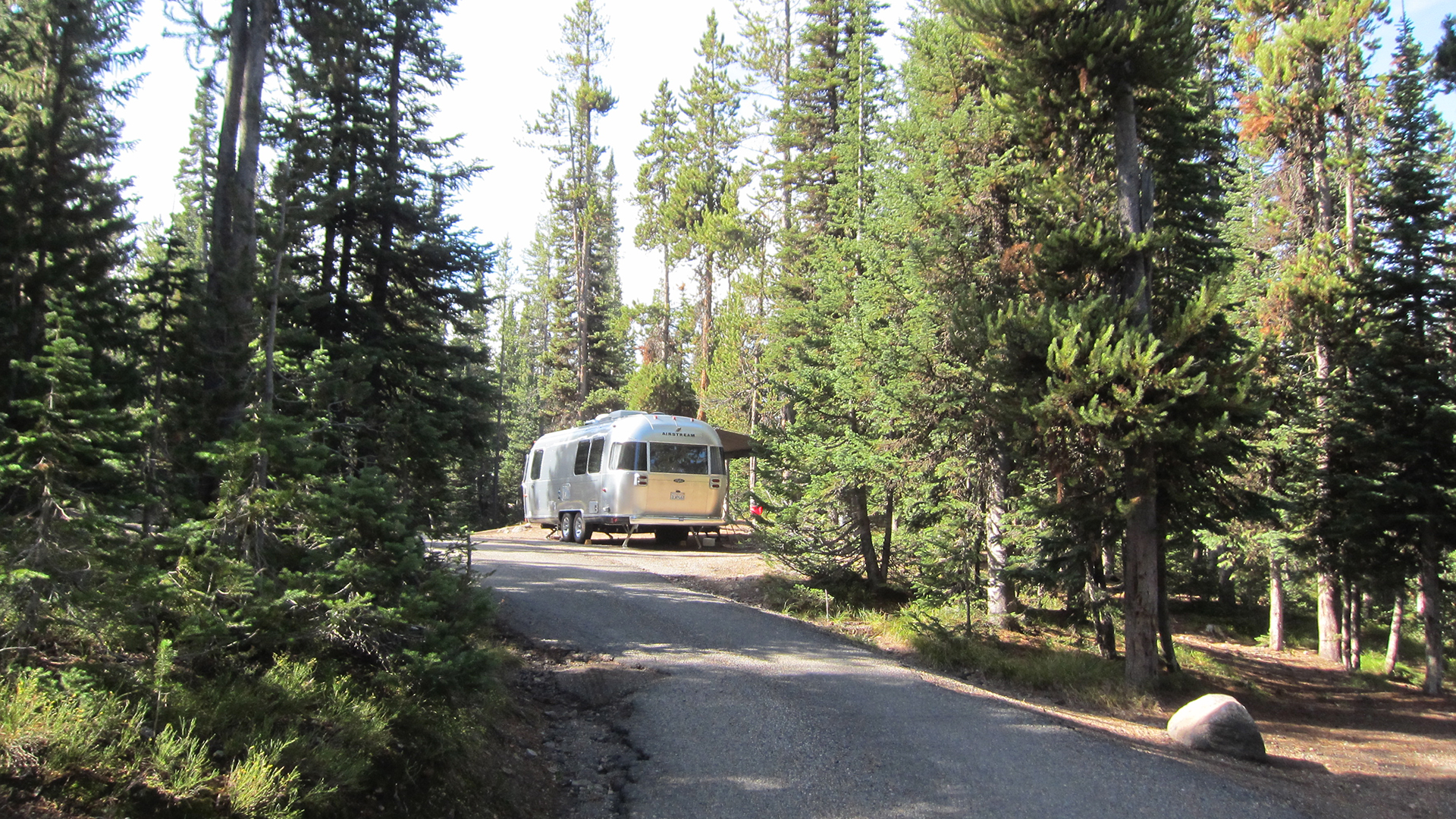 Lewis-Lake-Campground-Airstream