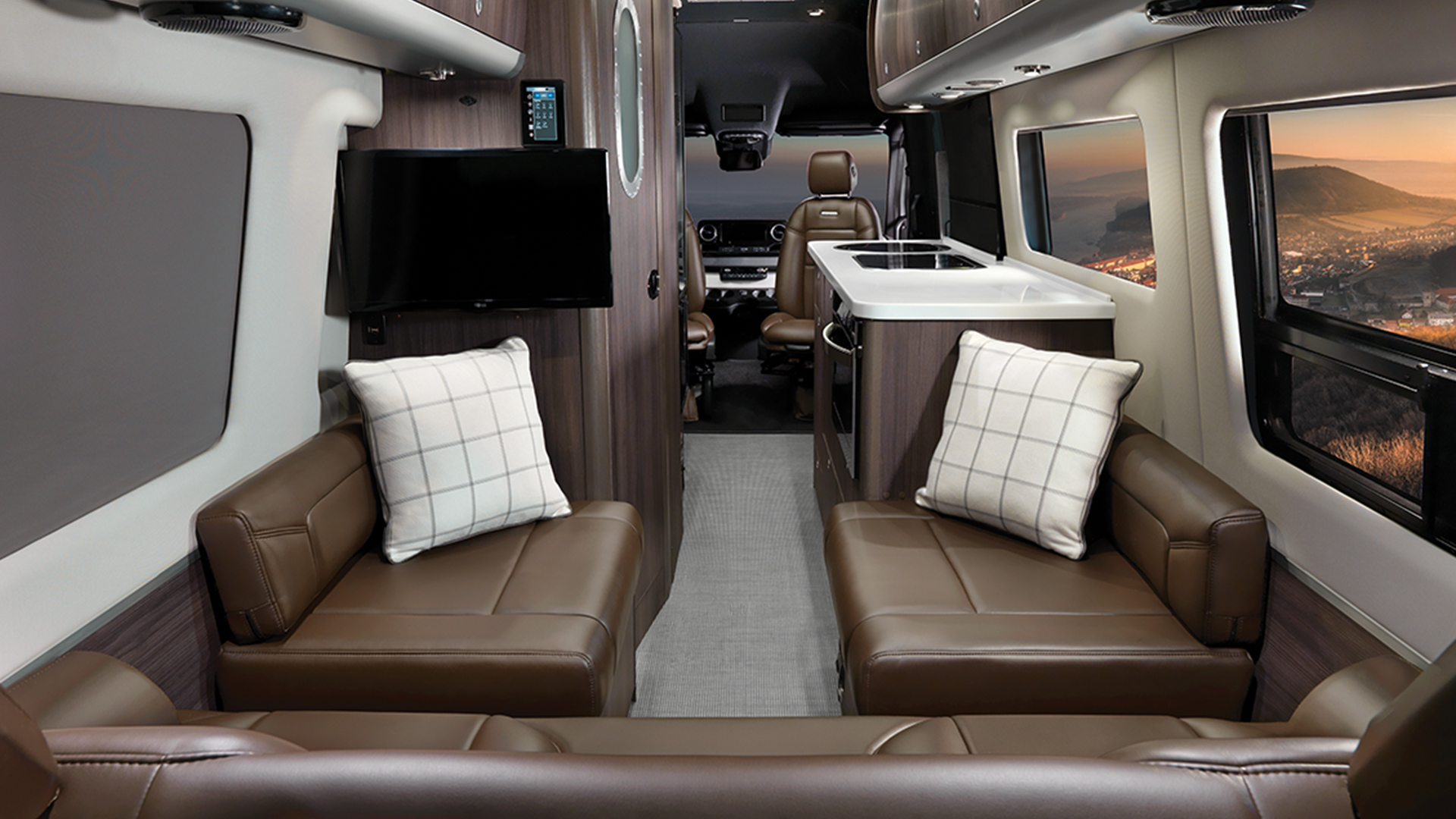 Airstream-Interstate-EXT-Grand-Tour-Best-in-Class-Feature