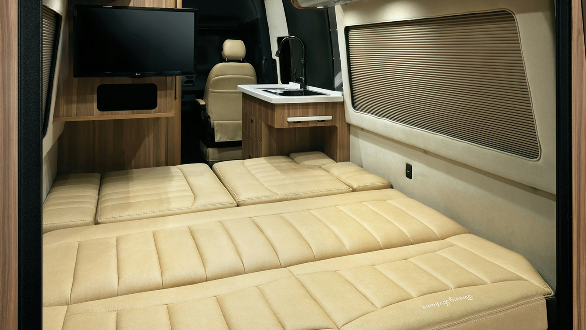 Gallery | Airstream Interstate Nineteen | Luxury Class B Touring Coach 19ft