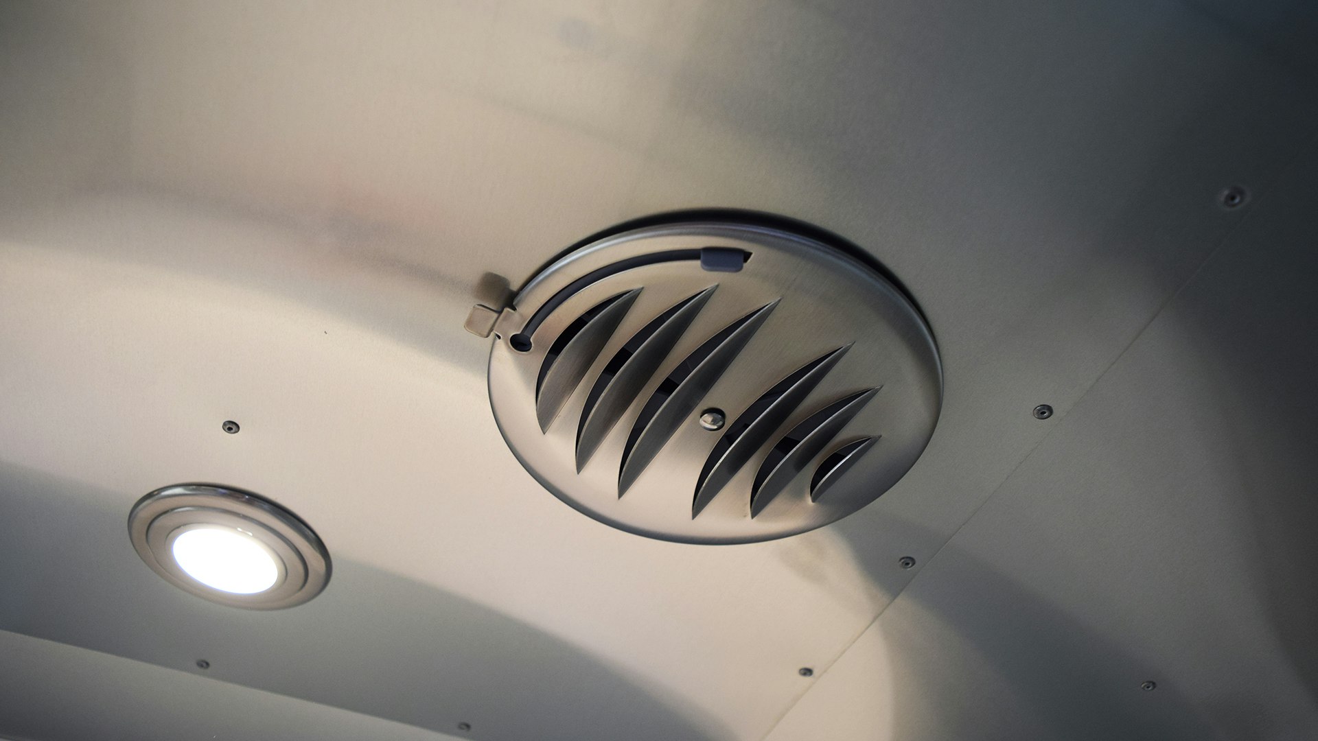 Airstream-Quietstream-Ceiling-Vent