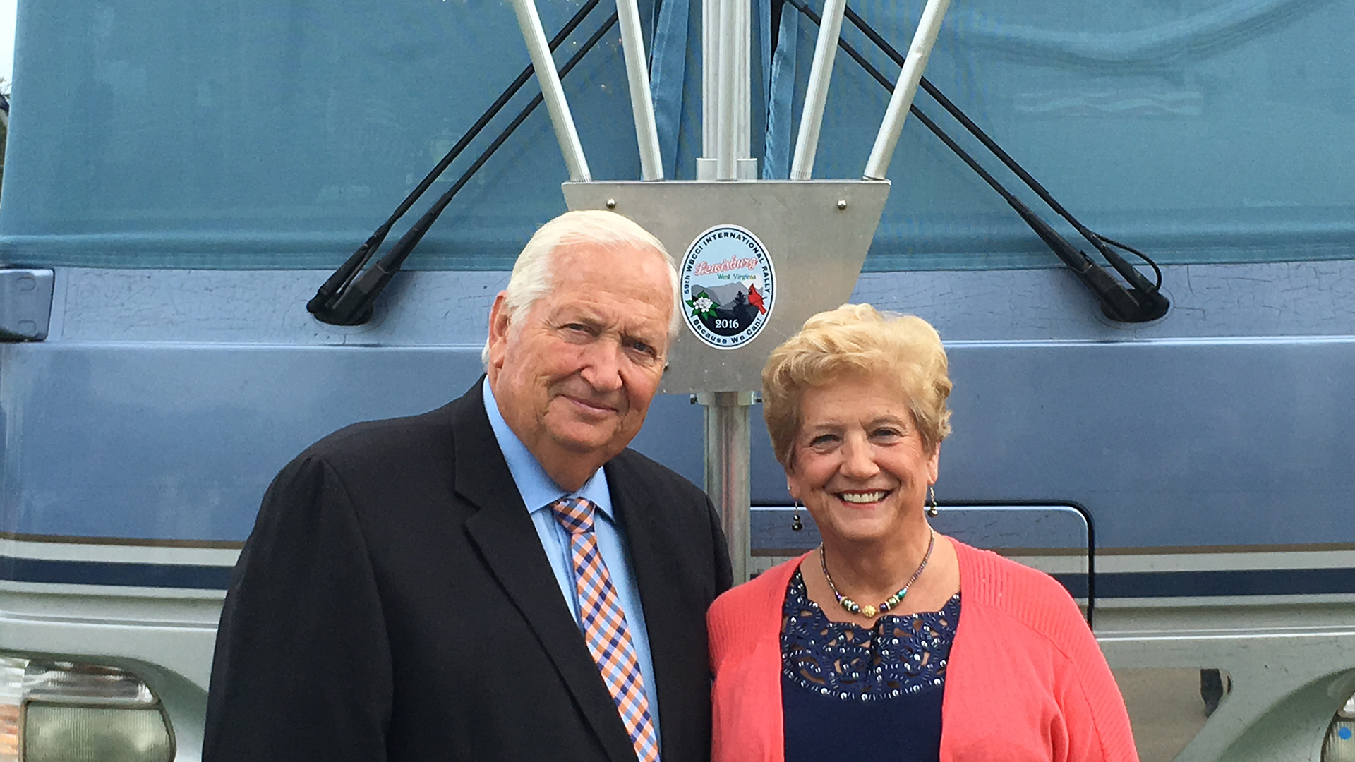 Barry-and-Karen-Bell-WBCCI-Airstream-Club-Motorhome-2016