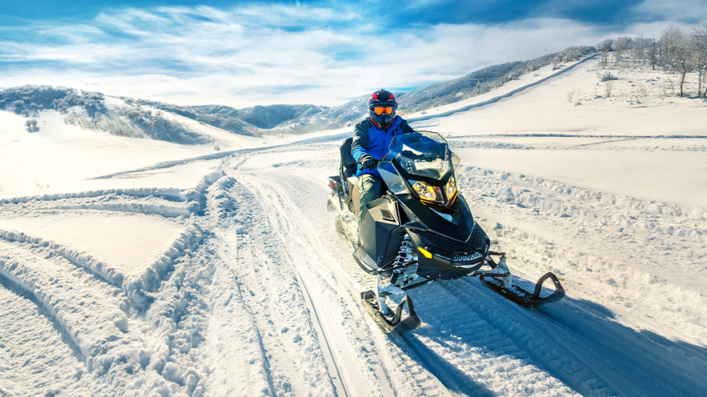 AIR-Blog-TC-ToyHauling-SnowMobile