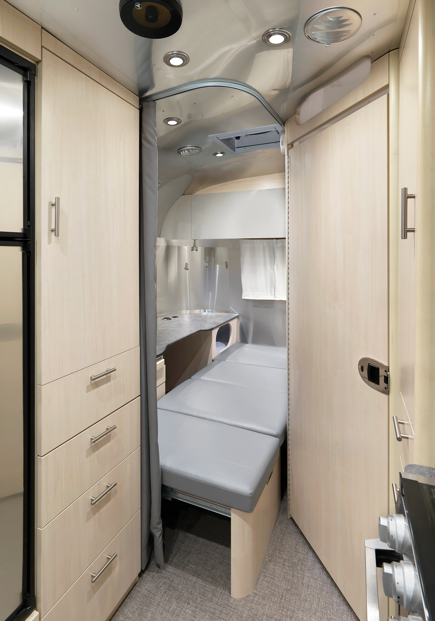 flying cloud airstream rear desk conversion to bed