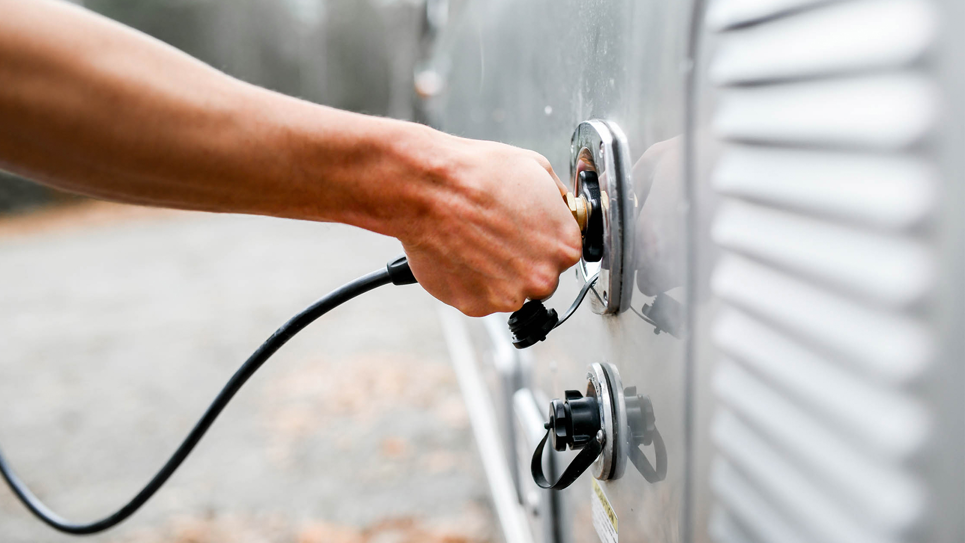 How an Airstream Works (and other RVs too) - Waste Tanks (black and grey  tanks) 