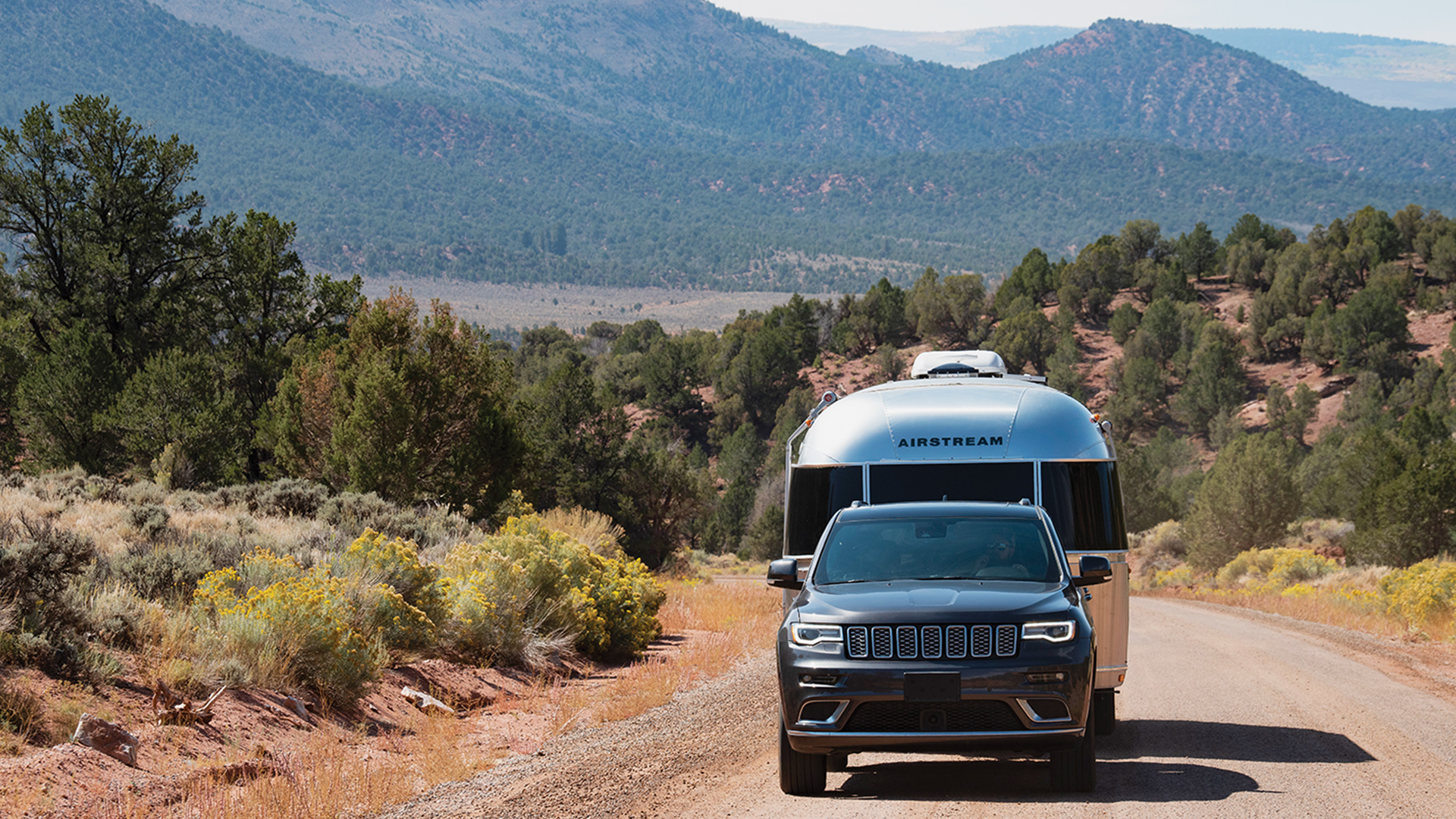 airstream-flying-cloud