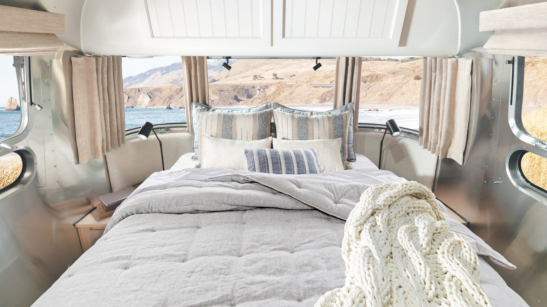 Airstream-X-Pottery-Barn-Interior-Bedroom