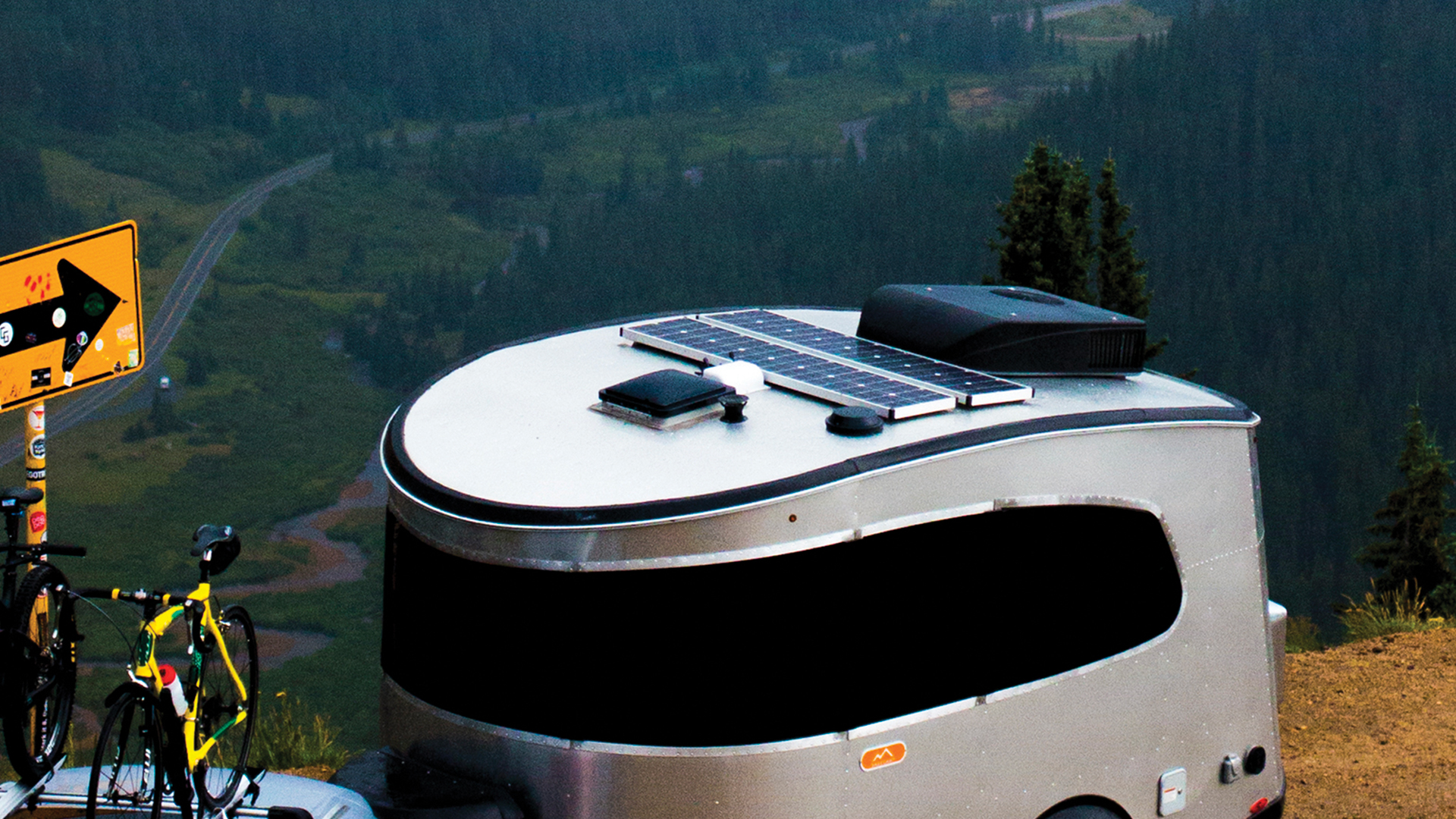 Airstream-Basecamp-Rooftop-Solar