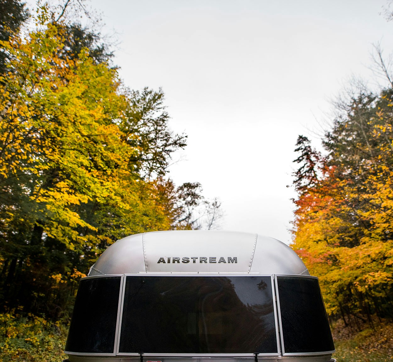 airstream-2021-fall-foliage-camping-preview-2