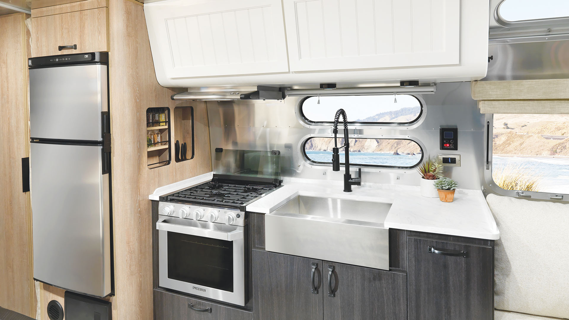 Airstream Cook Top Cover, Classic & Globetrotter, Ranges With