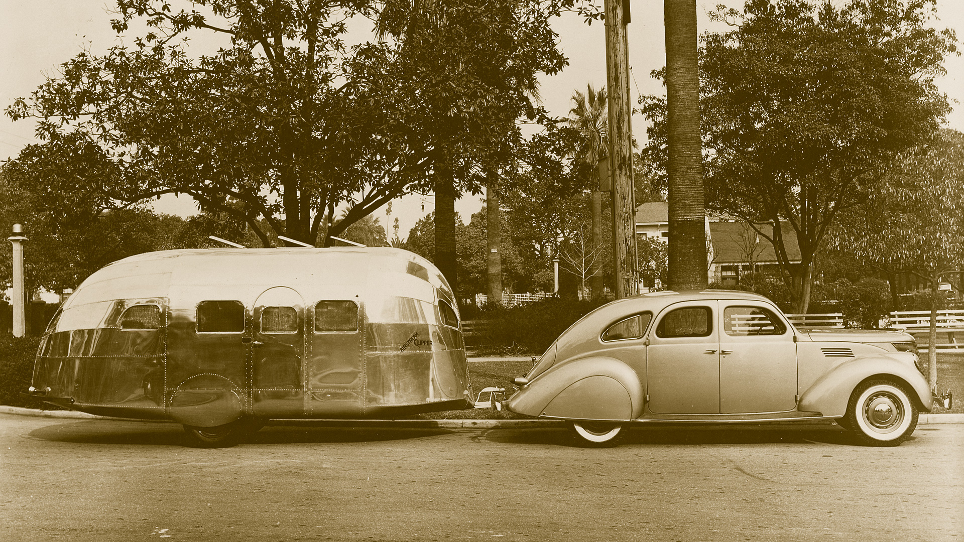 Airstream travel trailer in the 1930s