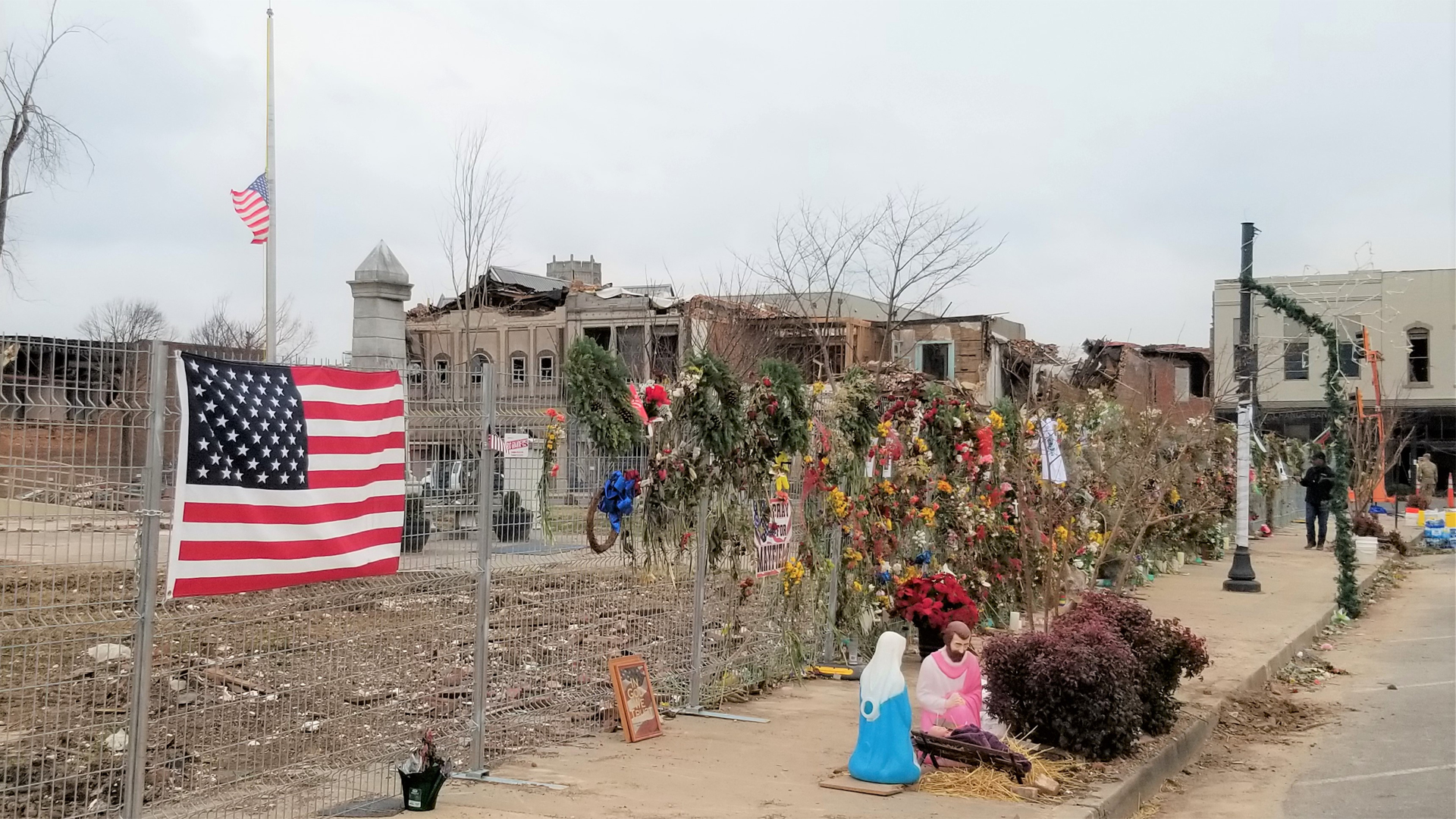 Memorial-for-Tornado-Victims