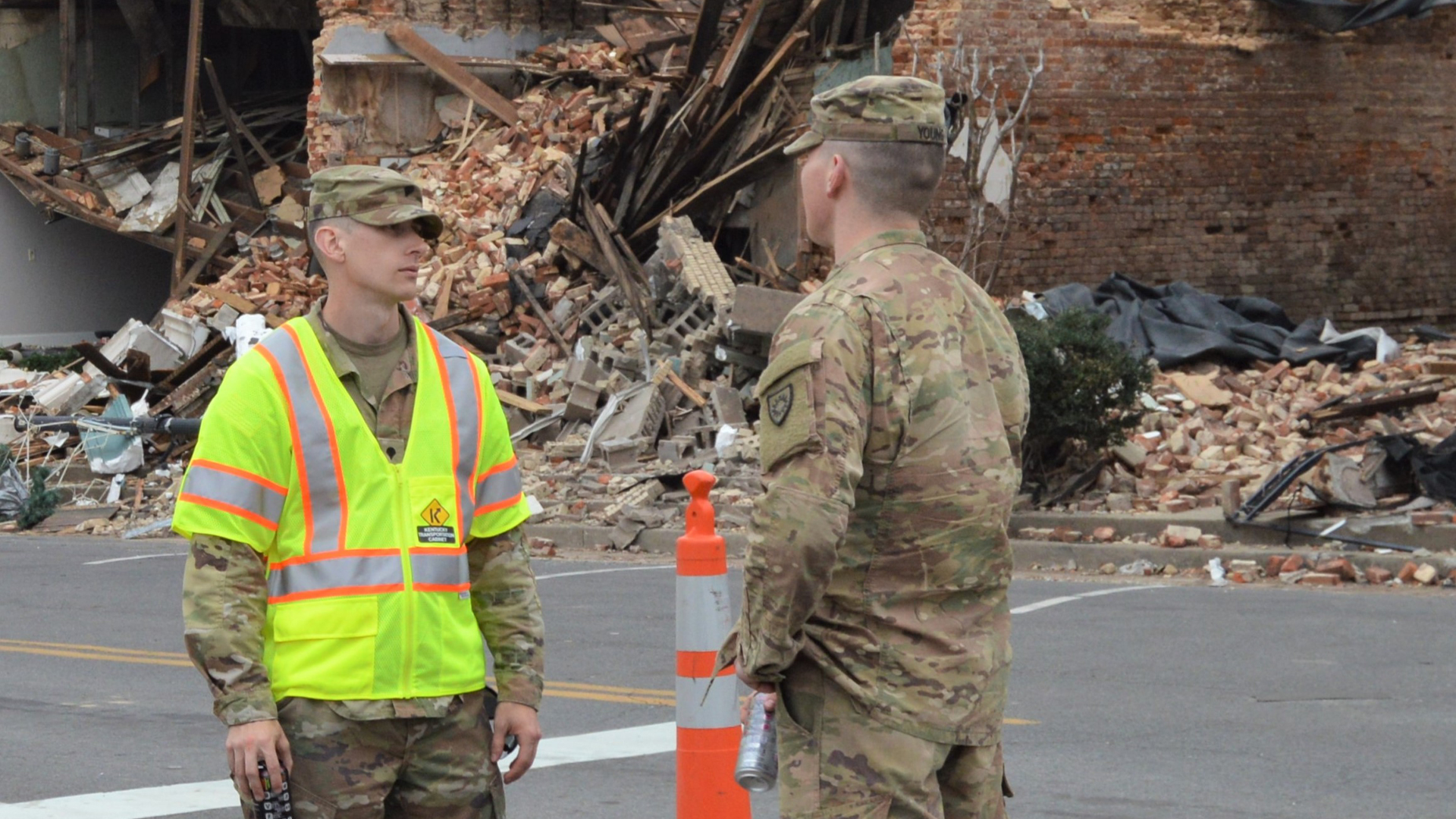 National-Guard-helping-with-tornado-victims