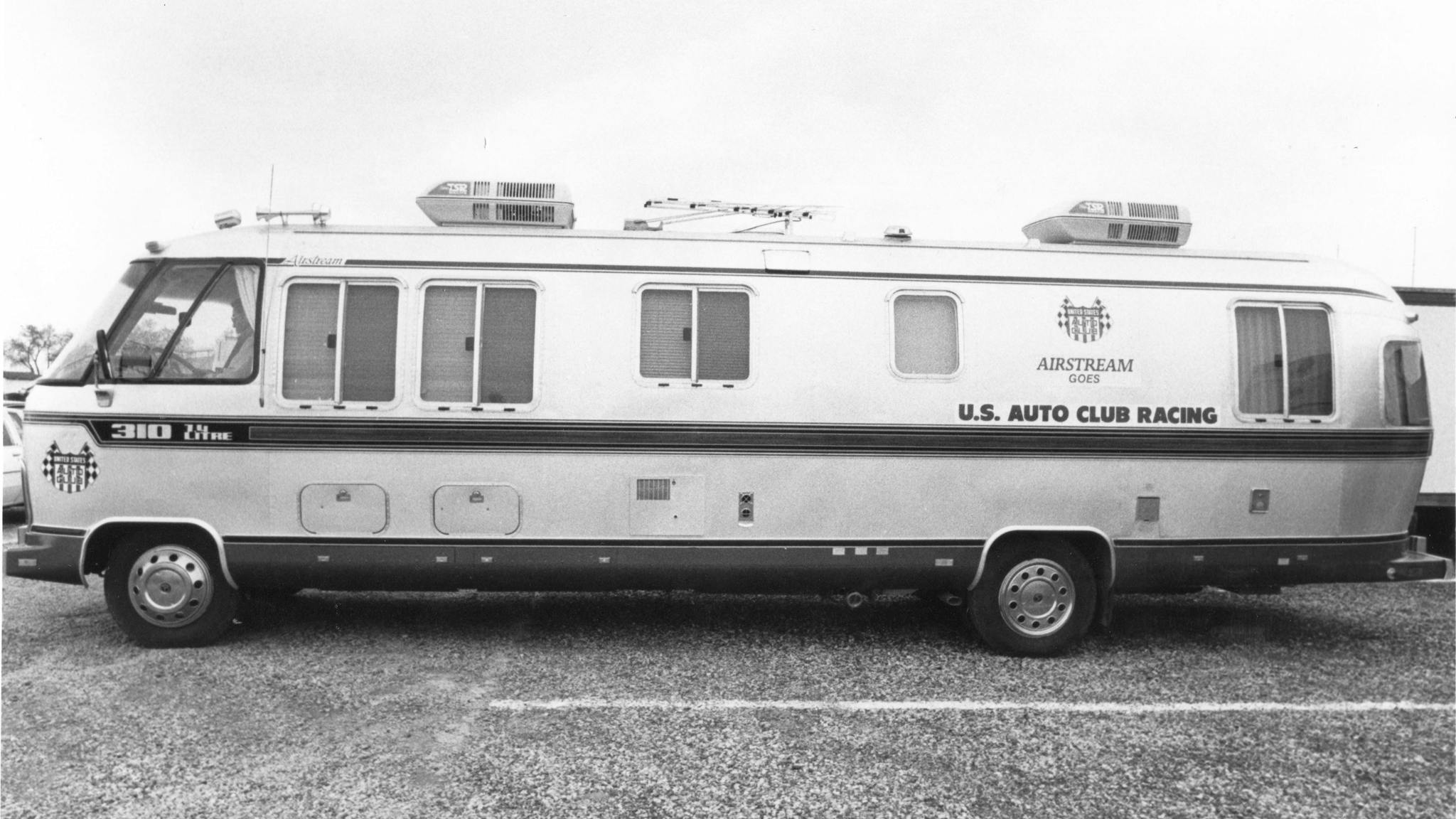 Airstream-Motorhome-Feature-Image