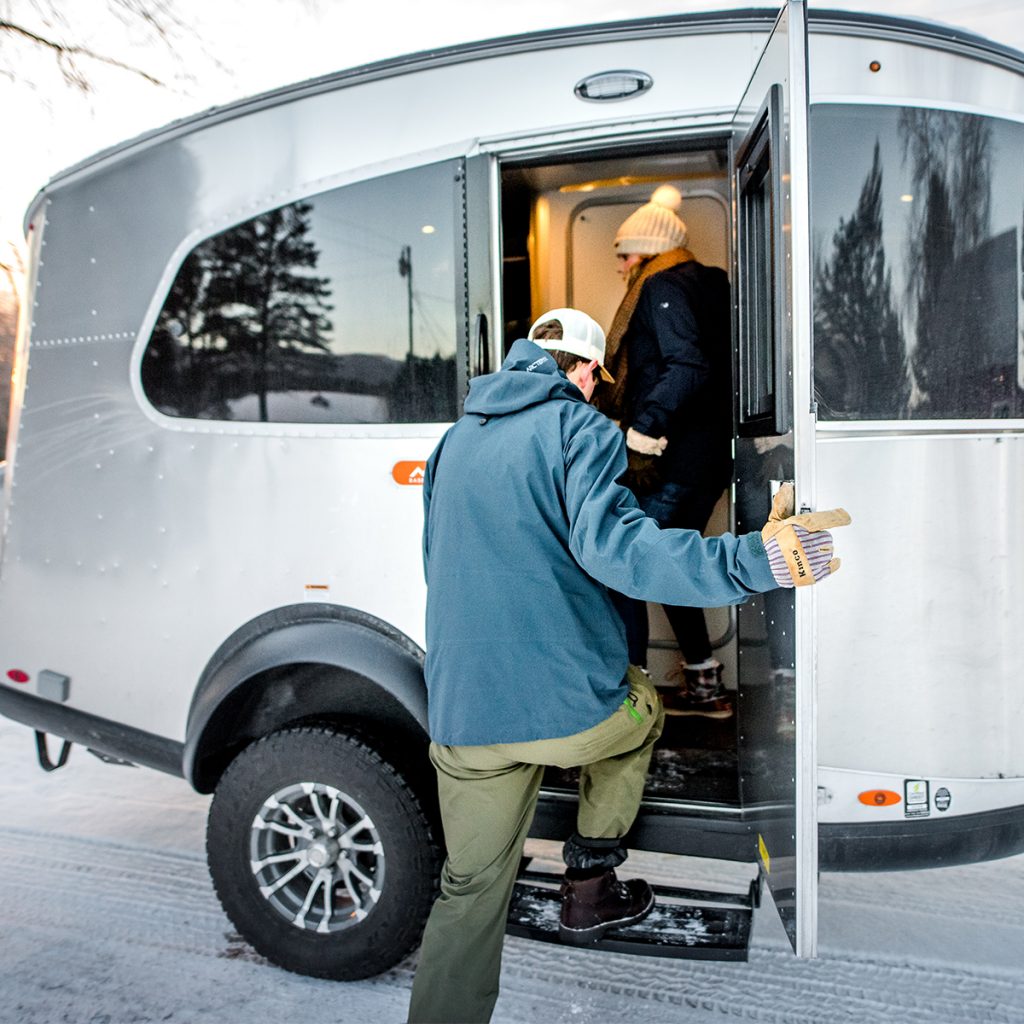 Airstream-Baseacamp-Furnace-in-the-Winter