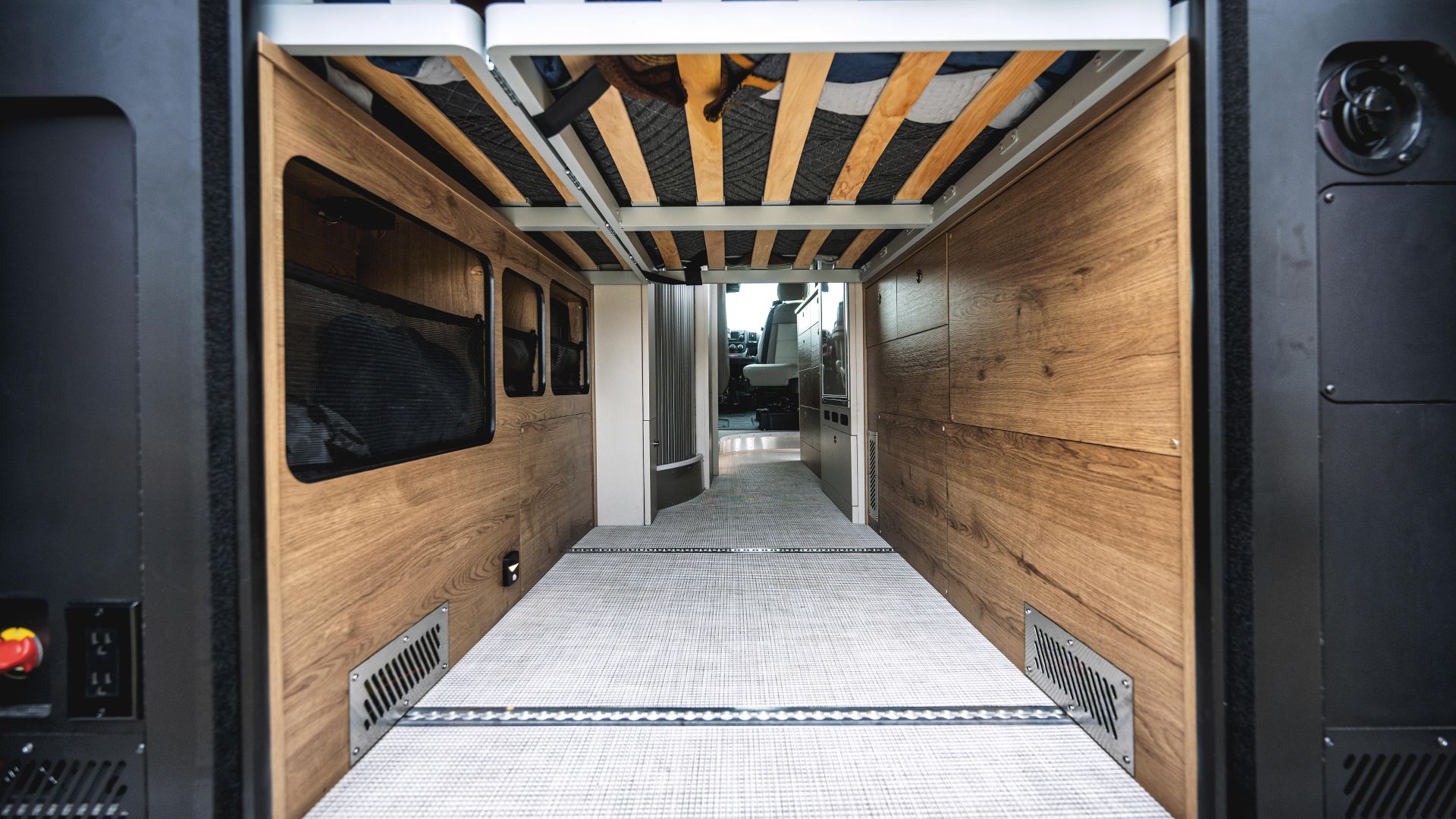 Airstream-Rangeline-Interior-Garage-Lifestyle