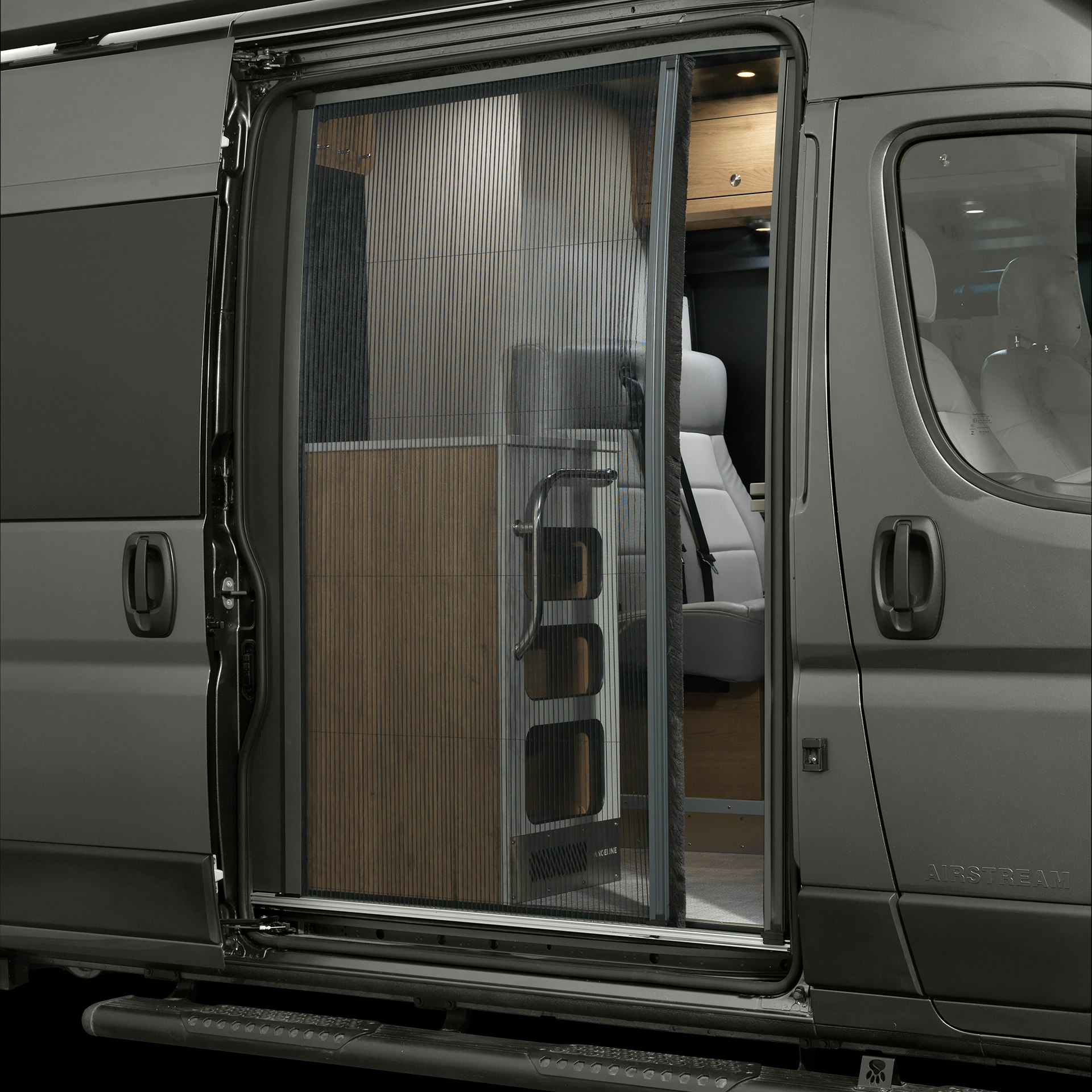 Airstream-Rangeline-Screen-Door-Part-Open