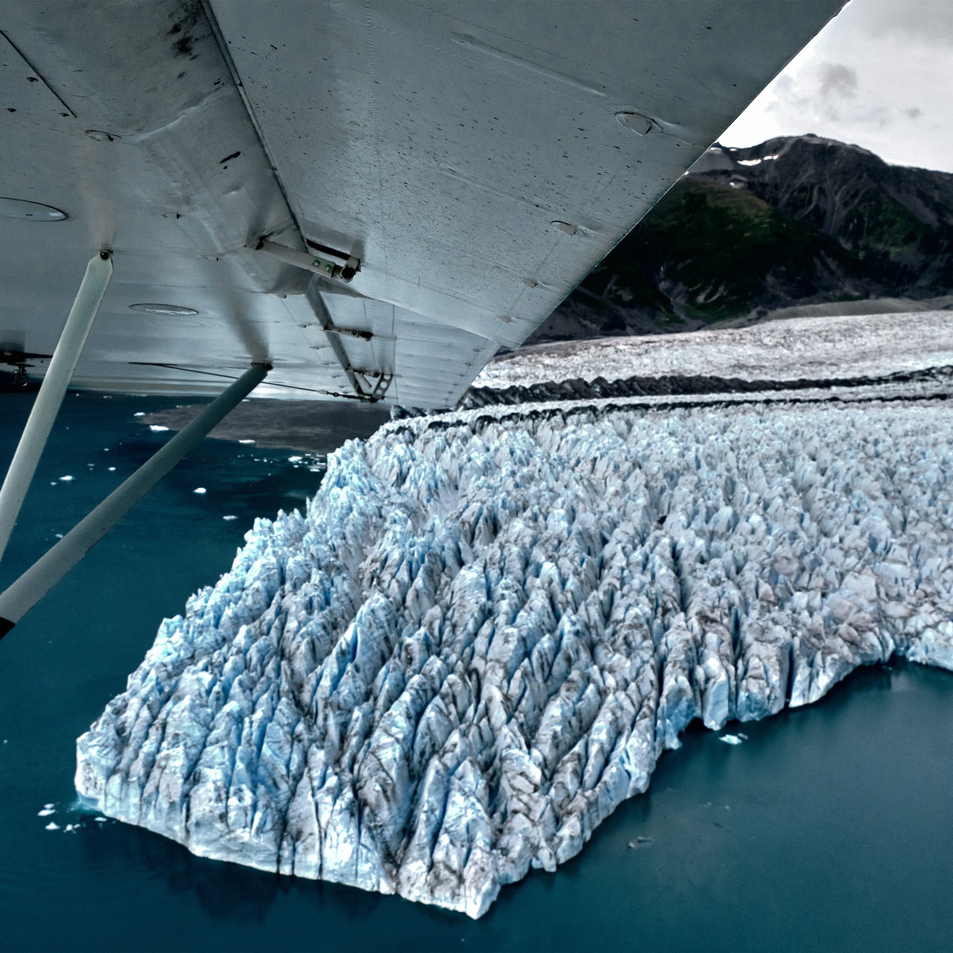 Strachan-alaska-from-plane