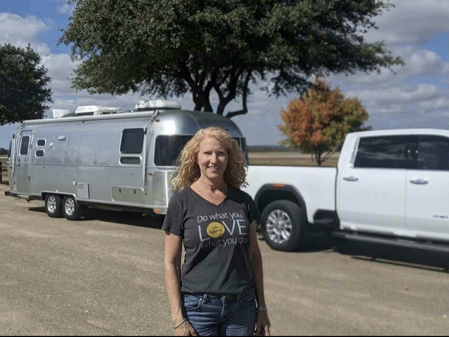 Airstream Her Way and the Highway Charissa 3