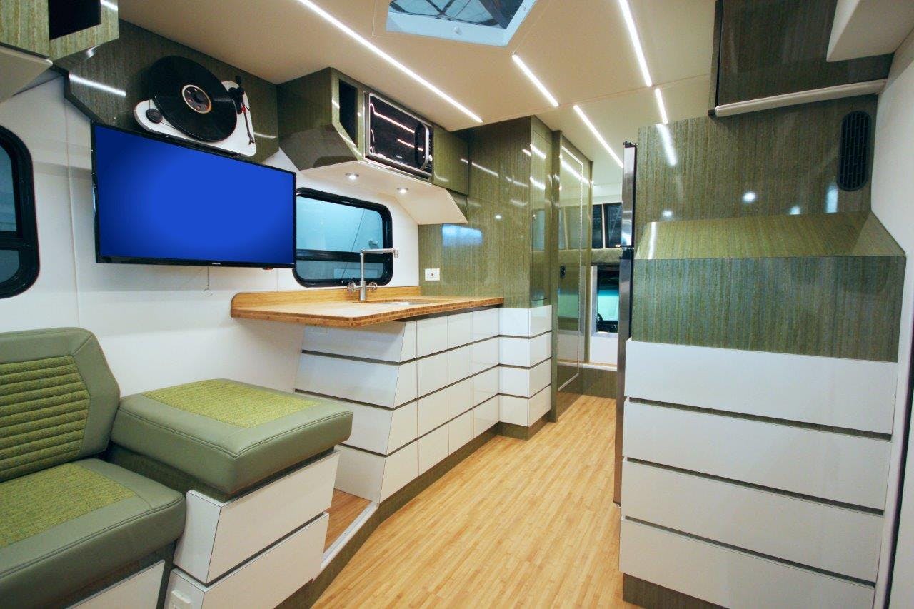 Luxury_Camper_Restoration