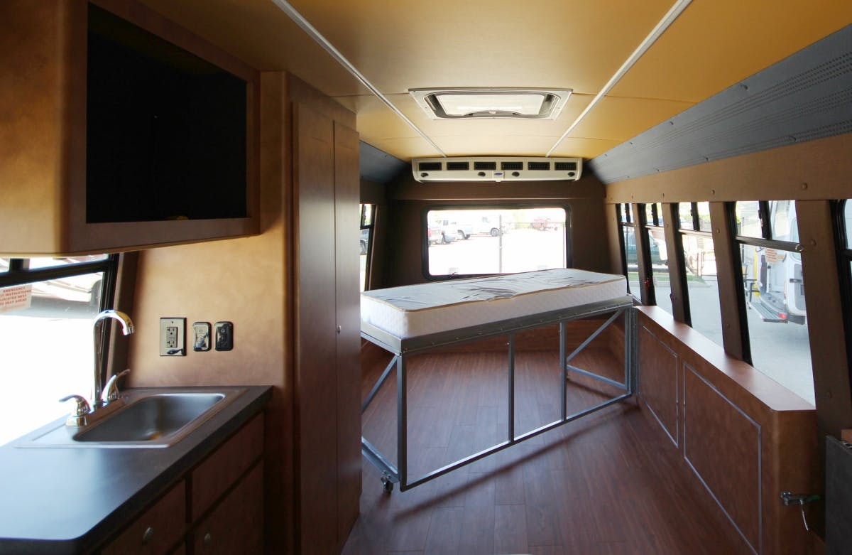 Mobile_Exam_Room_Simulation_Configurable-Bed_Shuttle_Bus_Conversion