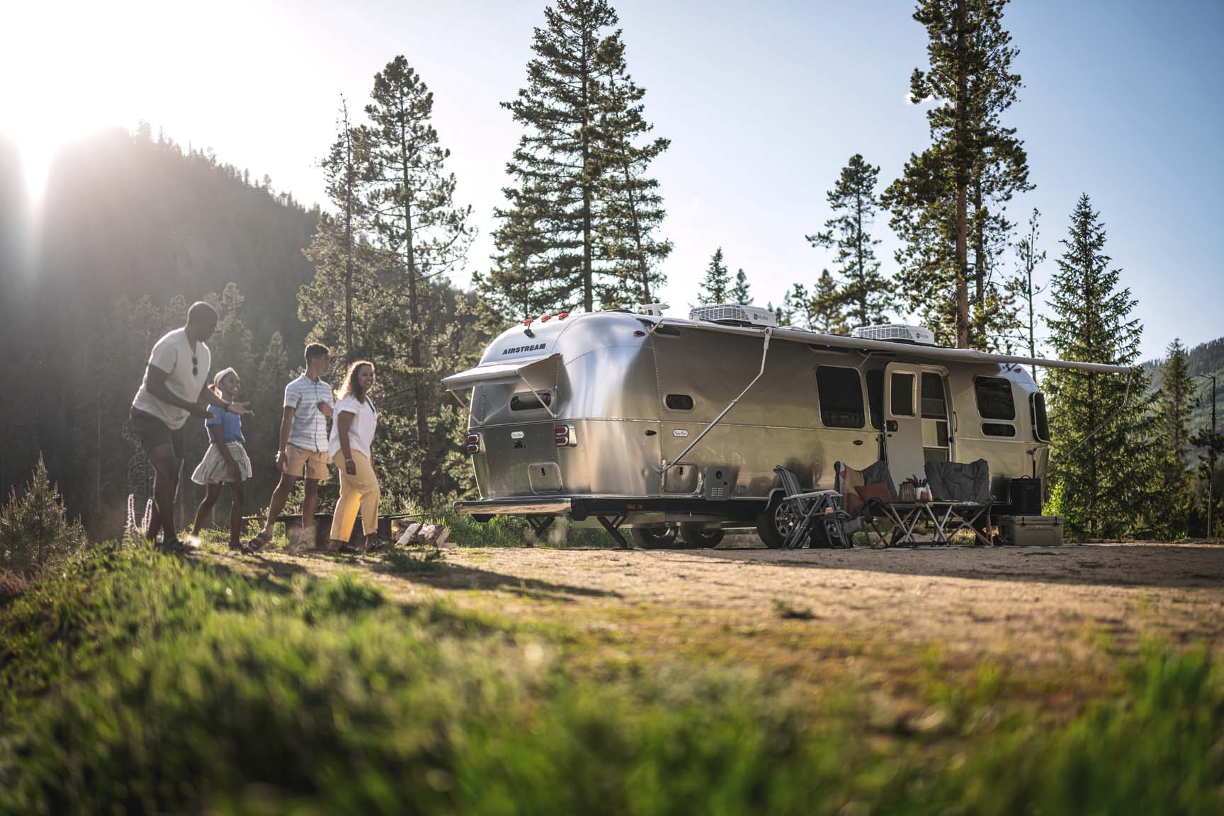 airstream flying cloud 30FB bunk 10