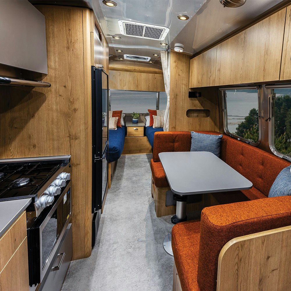 airstream-trade-wind-23FB-preview-image