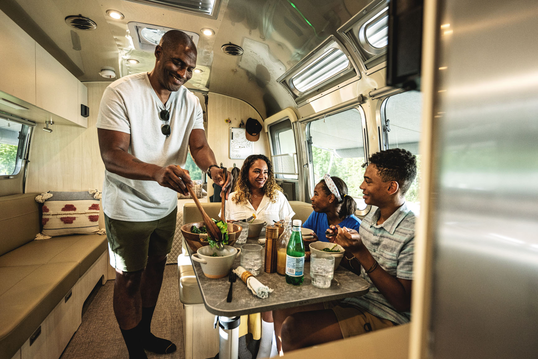 airstream beginner's guide cooking and dining